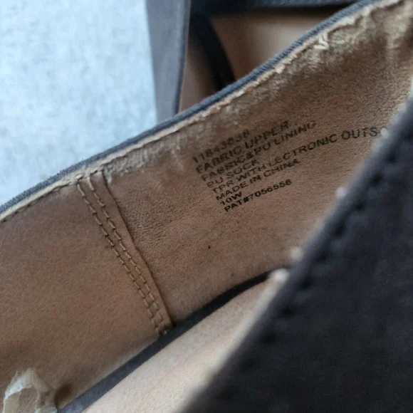 Torrid laser-cut faux suede pointed-toe loafers 10W - Picture 9 of 11